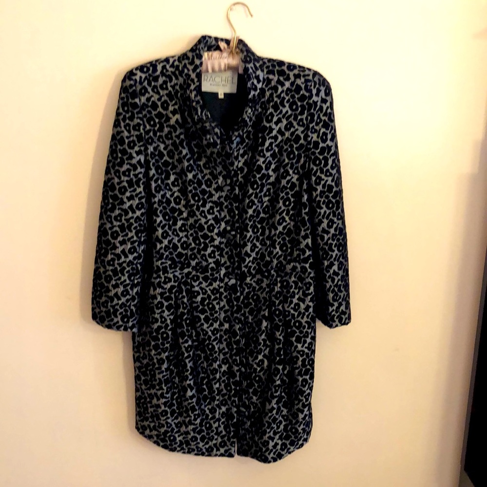 Coat . Leopard Print. - image 5